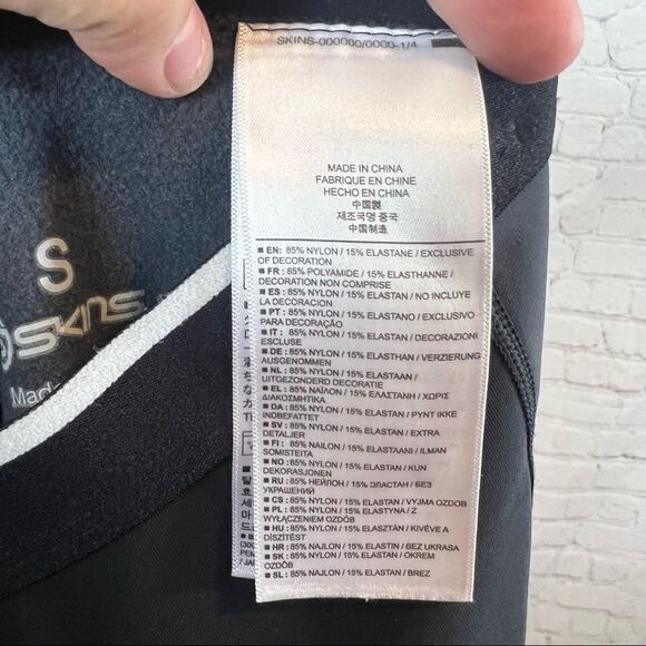 SKINS Skinss400 Women's Thermal Compression 3/4 Tights Black Size Small - Picture 8 of 9